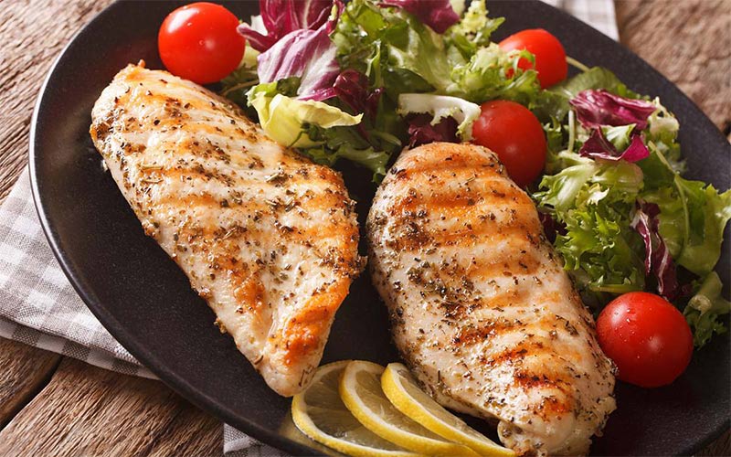 بهترین ادویه ها برای طعم دار کردن مرغ